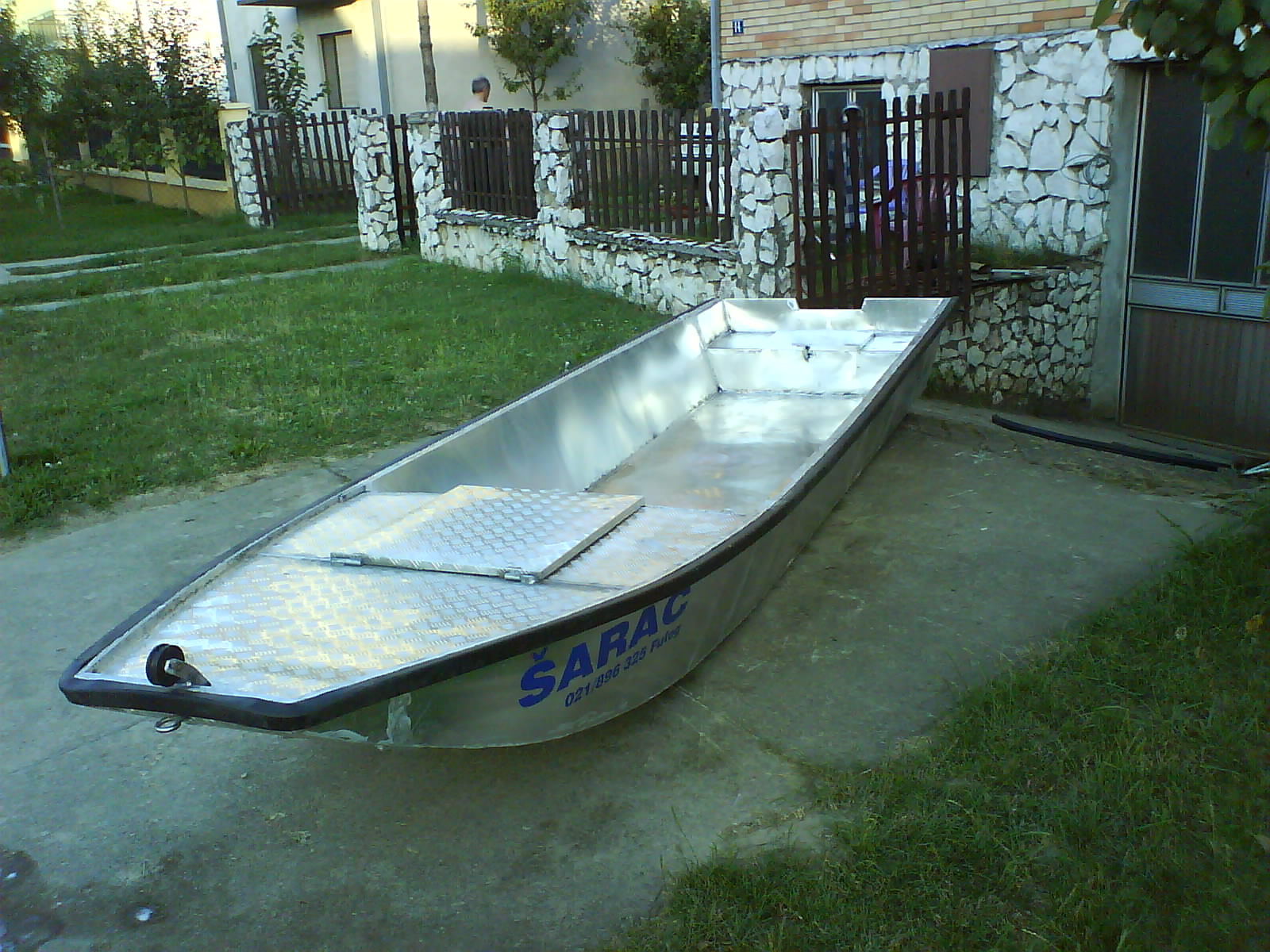 Aluminijumski camci