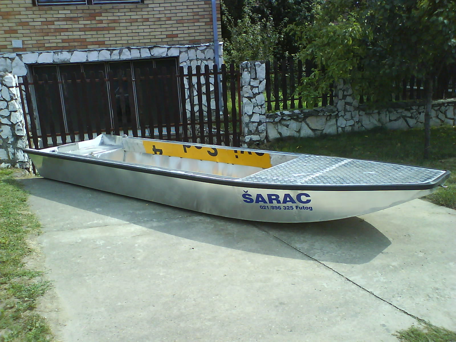 Aluminijumski camci