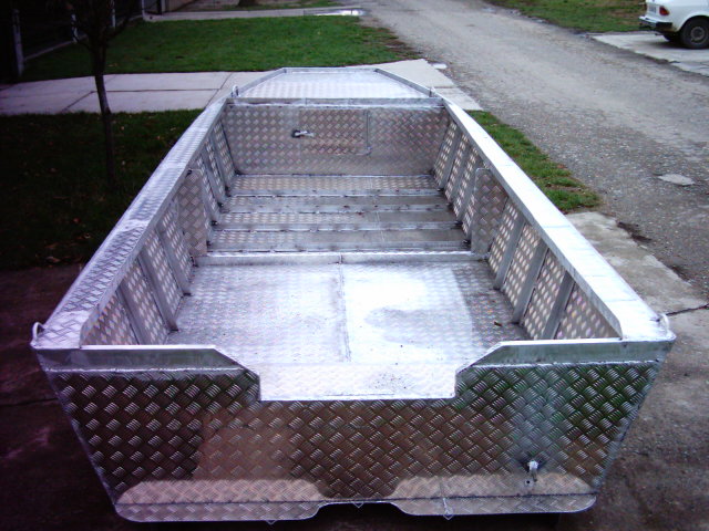 Aluminijumski camci